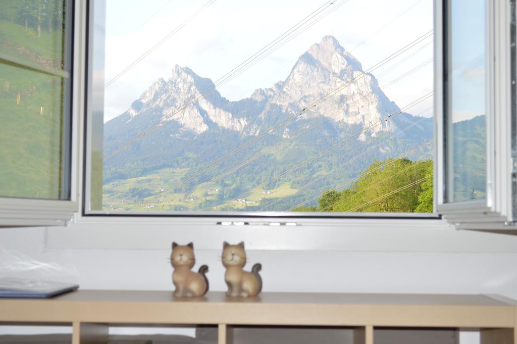 Ferienhaus Stockli บรุนเนน ห้อง รูปภาพ