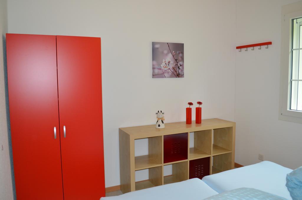 Ferienhaus Stockli บรุนเนน ห้อง รูปภาพ